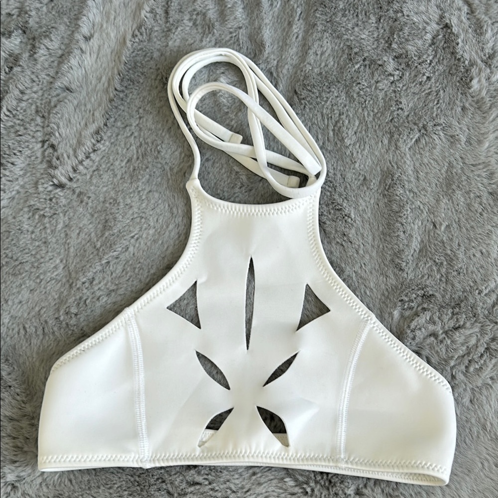 GIGI C Tessa Bikini Top size XS - Picture 4 of 6
